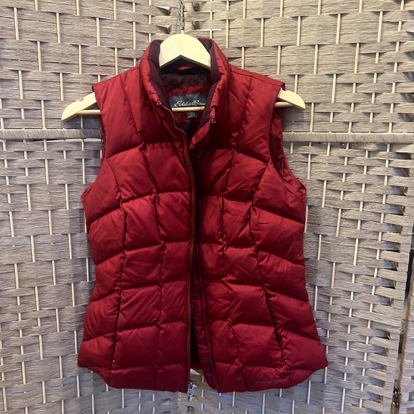 Eddie Bauer Red Vest Size S - Picture 1 of 4
